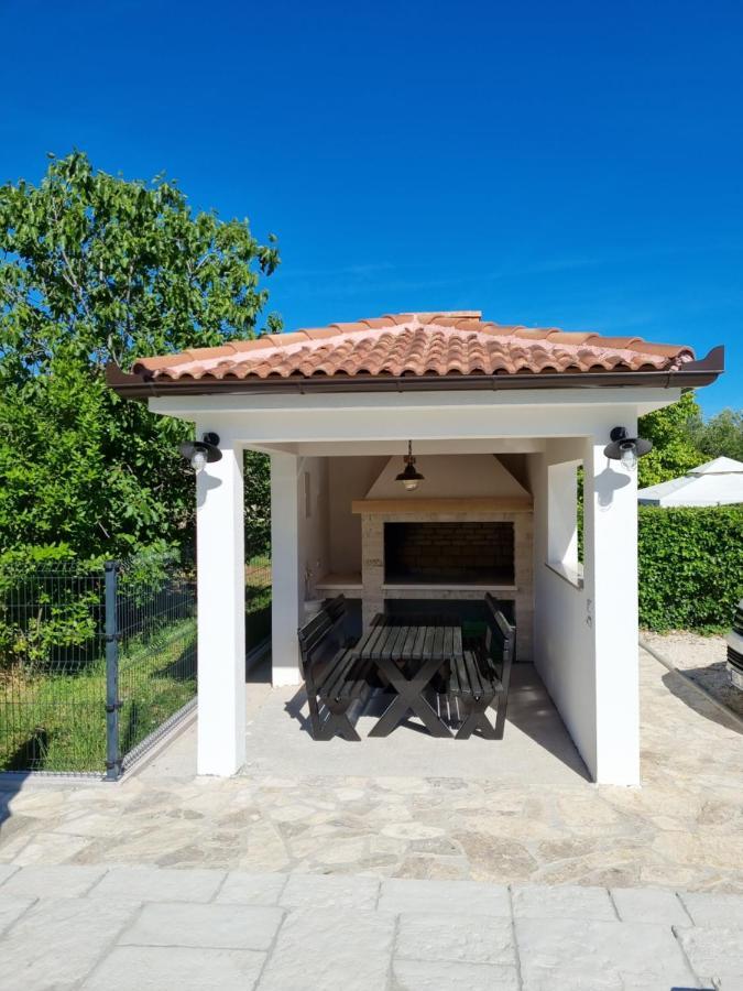 Villa Lukas Sukošan Exterior foto