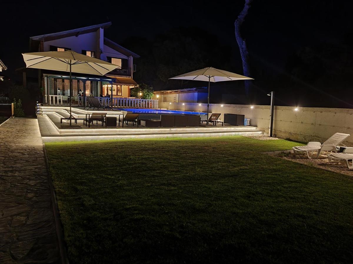 Villa Lukas Sukošan Exterior foto