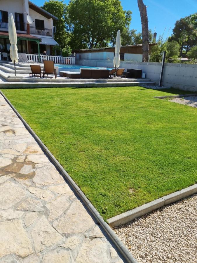 Villa Lukas Sukošan Exterior foto