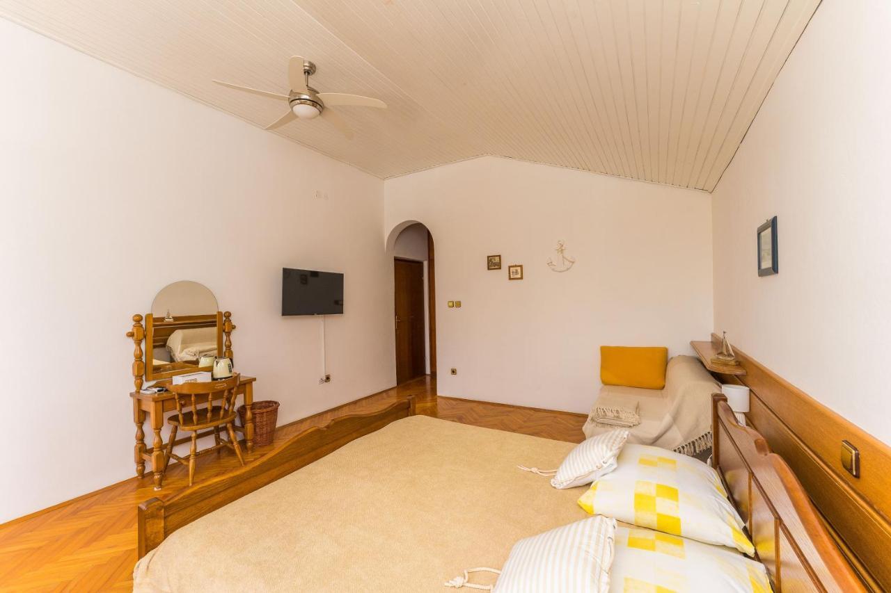 Villa Lukas Sukošan Exterior foto
