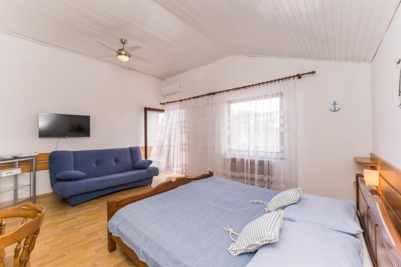 Villa Lukas Sukošan Exterior foto